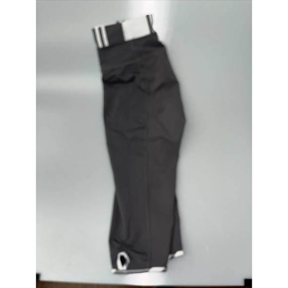 Lululemon Mid Rise Grey Crop Knee Length Leggings US6 - Picture 6 of 6